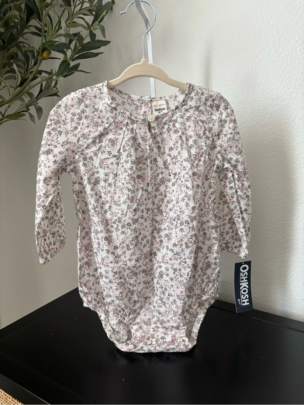 OshKosh Floral Long-Sleeve Baby Bodysuit - Pink & Cream
